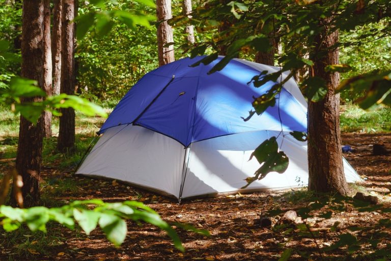 How to Cool a Tent – 5 easy ways!