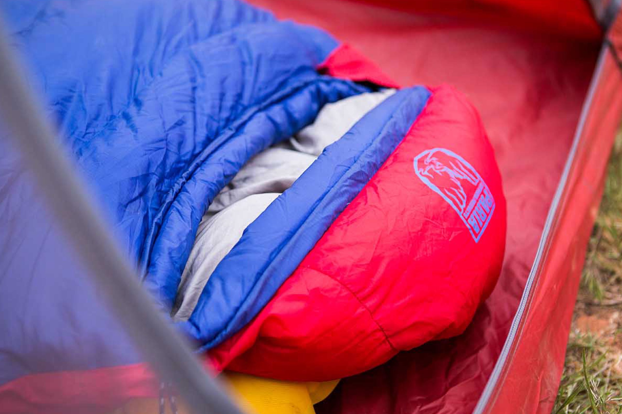 how to wash a polyester sleeping bag